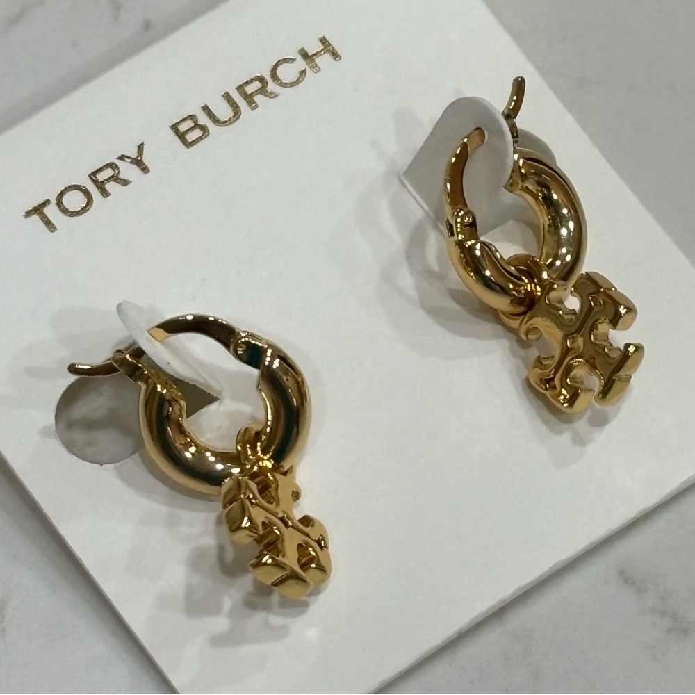 TORY BURCH GOLD KIRA LOGO HUGGIE HOOP EARRINGS - Picture 4 of 8